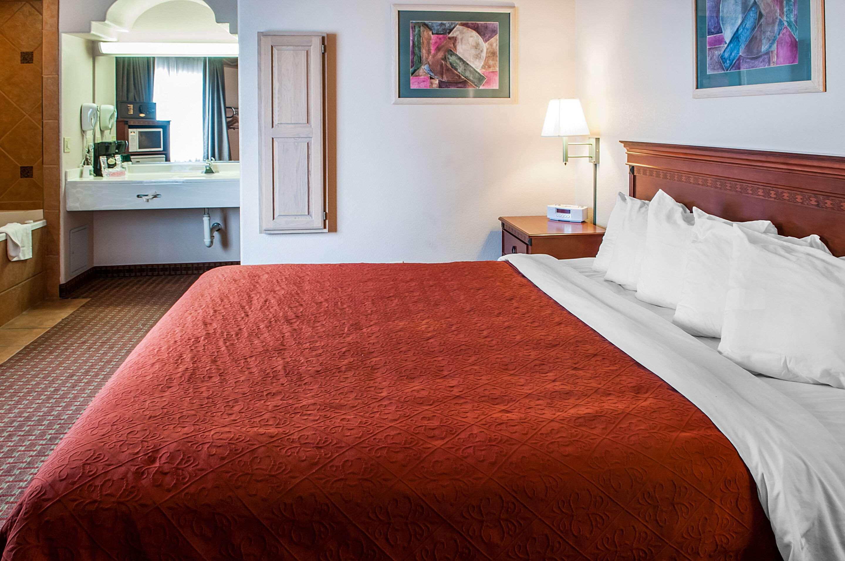 Quality Inn & Suites Las Cruces - University Area Zewnętrze zdjęcie