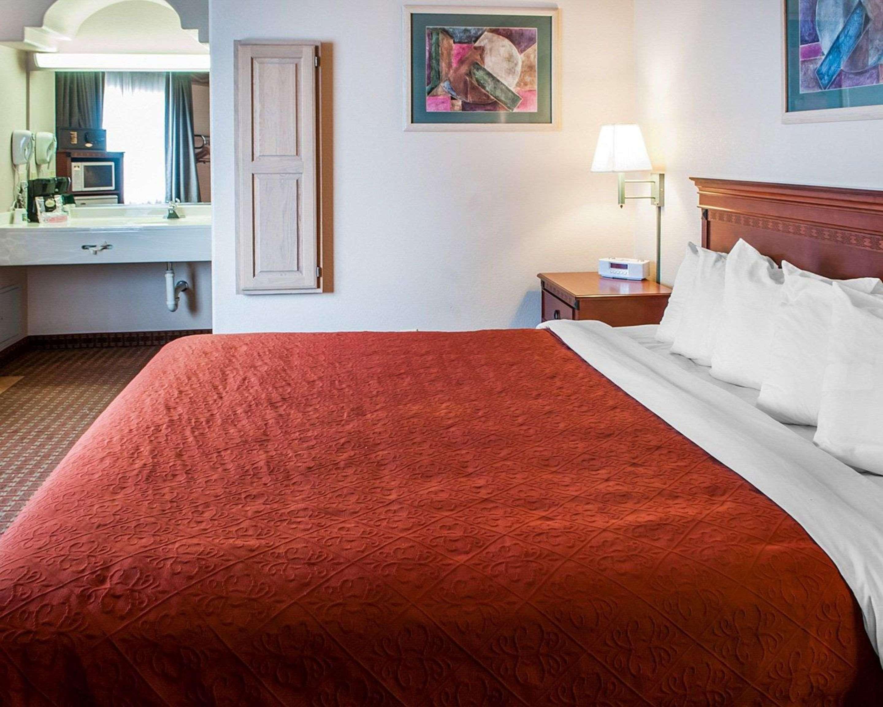 Quality Inn & Suites Las Cruces - University Area Zewnętrze zdjęcie